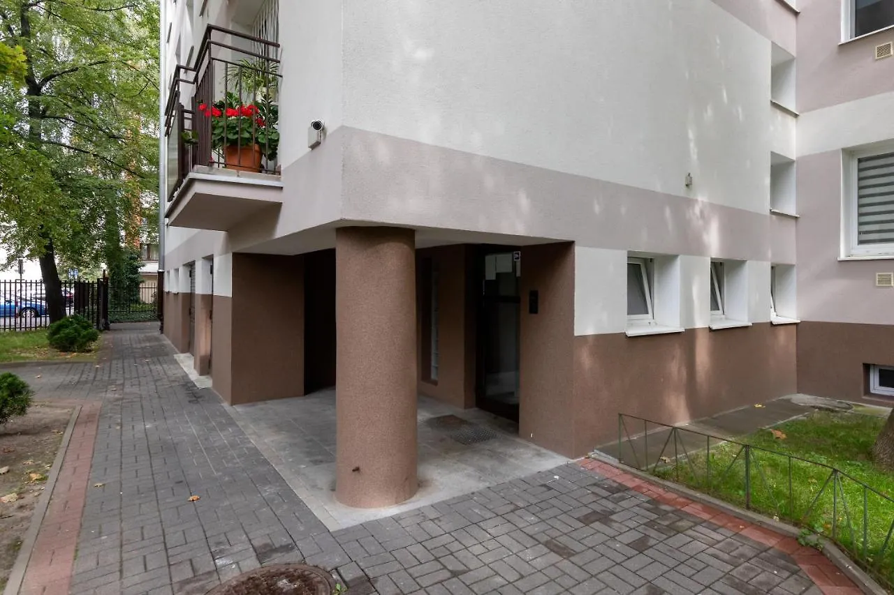 Rent Like Home - Hoza 38 Warszawa 0*,  Polska