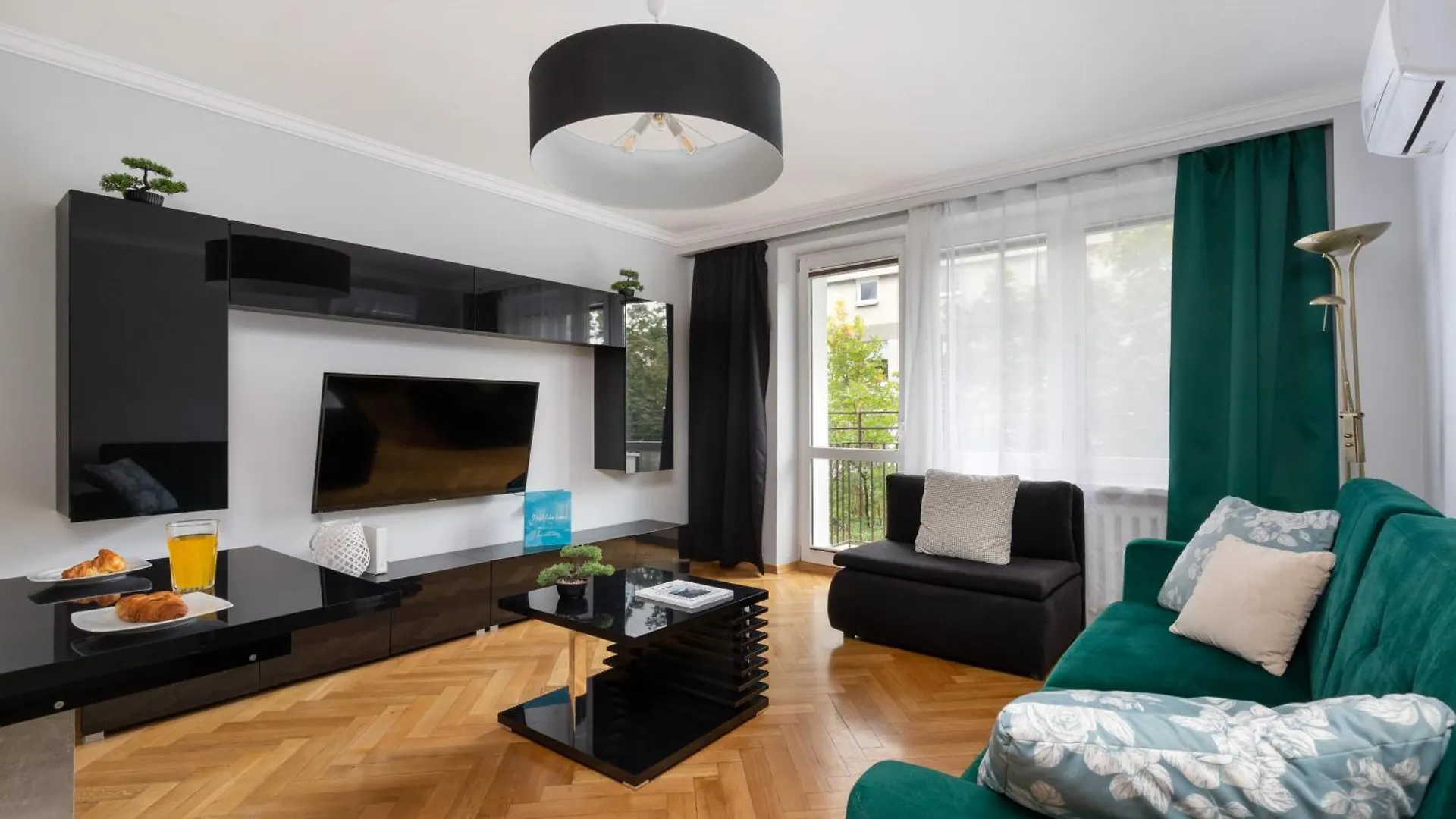 Apartament Rent Like Home - Hoza 38 Warszawa